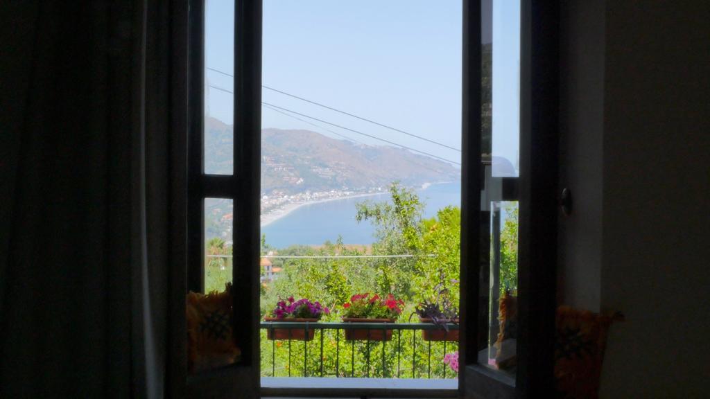 La Via Del Mare Bed & Breakfast 3*
